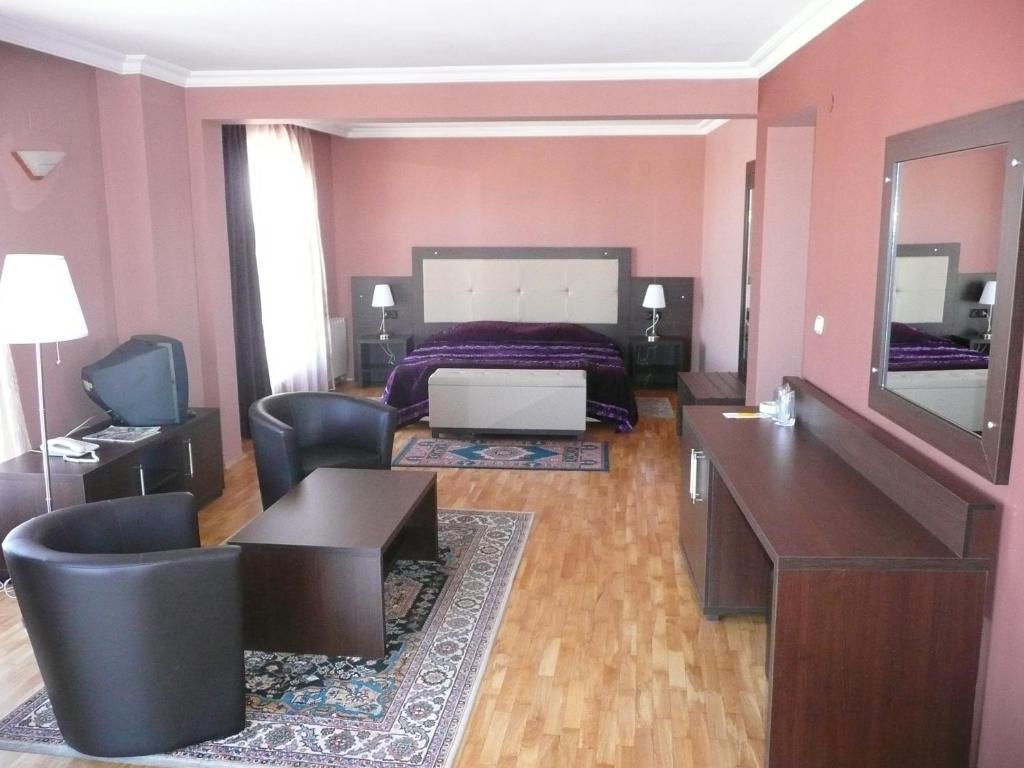 Hotel Consul โซเฟีย ภายนอก รูปภาพ